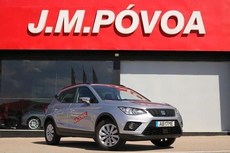 Cinzento Usado 2020 Seat Arona SUV | € 13.690 (Preço justo) - Imagem 1/4