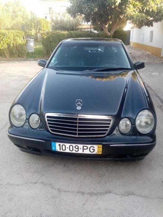 Usado 2000 Mercedes E270 Sedan | € 5.800 - Imagem 1/4
