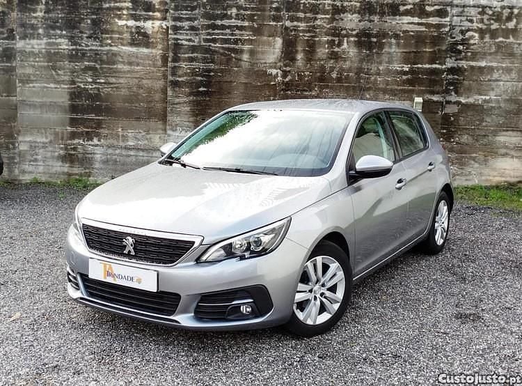 Cinza Usado 2018 Peugeot 308 Allure Citadino | € 11.950 (Bom preço) - Imagem 1/1