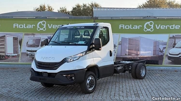 Branco Usado 2025 Iveco Daily | € 59.500 - Imagem 1/1