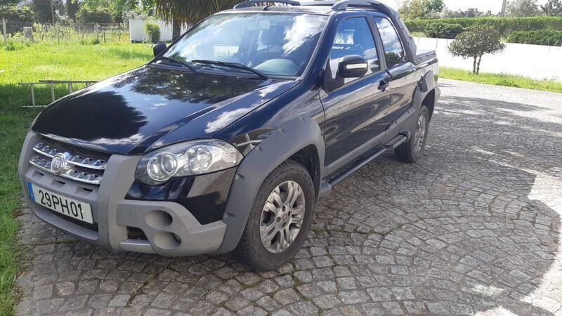 Usado 2014 Fiat Strada Sedan | € 10.750 - Imagem 1/4