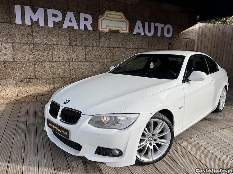 Branco Usado 2012 BMW 320 Coupé | € 16.900 (Preço elevado) - Imagem 1/1