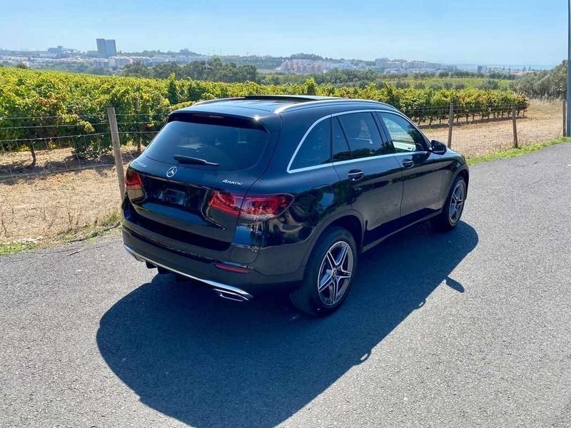 Usado Mercedes GLC300e 320 HP (235 kW) 2021 Preto SUV