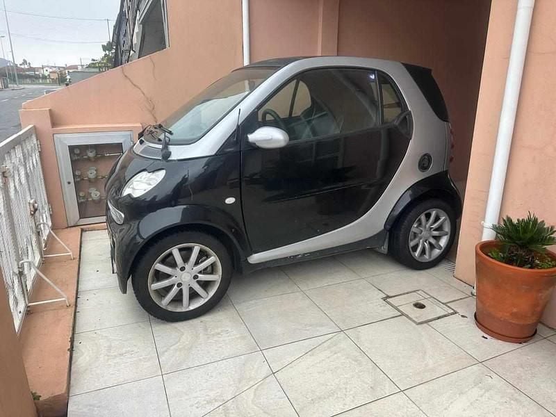 Usado Smart ForTwo Cabrio 41 HP (30 kW) 2004 Preto Cabrios