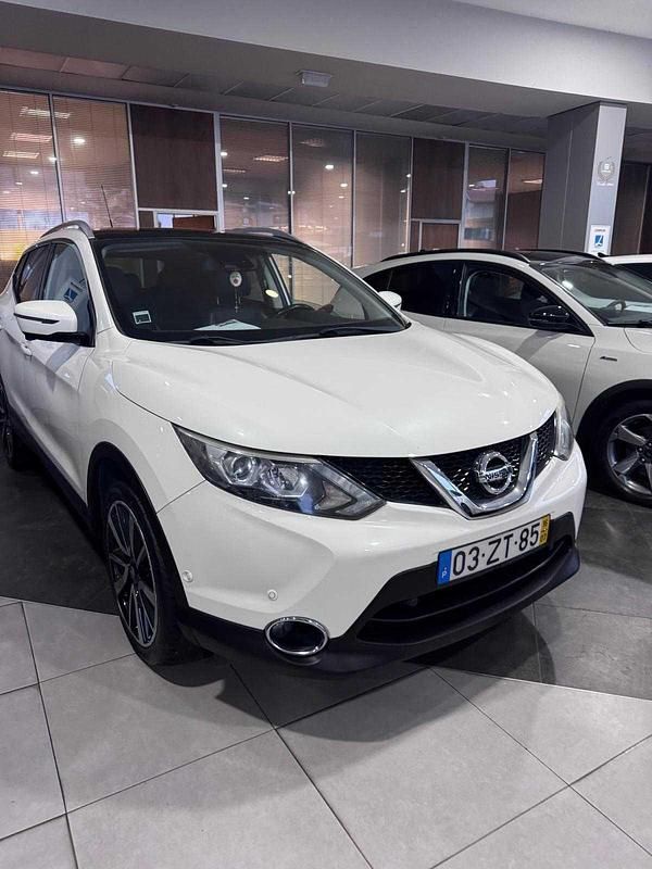 Branco Usado 2016 Nissan Qashqai Tekna SUV | € 14.980 (Preço justo) - Imagem 1/4