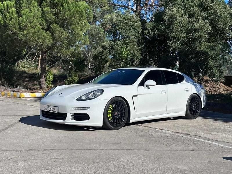 Branco Usado 2013 Porsche Panamera Citadino | € 39.990 (Preço justo) - Imagem 1/4