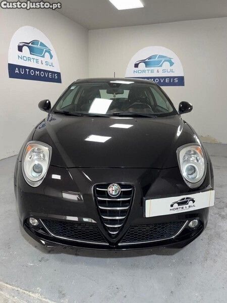 Outra Usado 2010 Alfa Romeo MiTo Citadino | € 7.500 - Imagem 1/1
