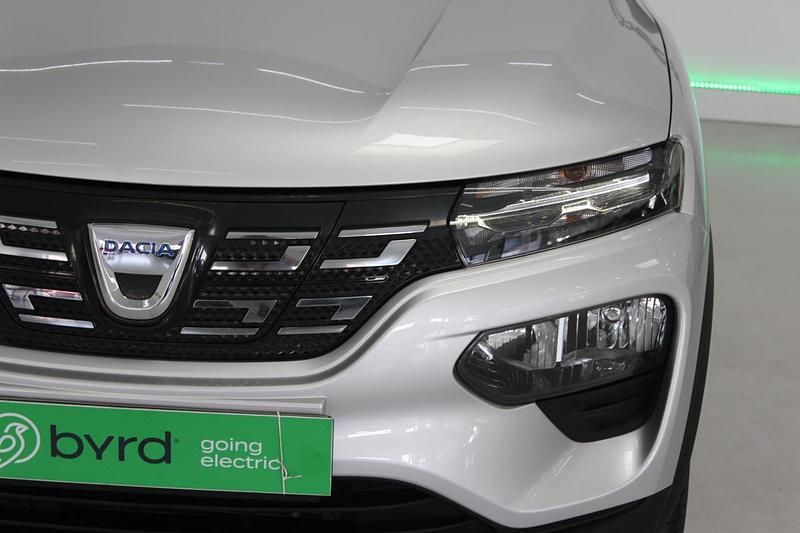 Usado Dacia Spring Comfort Plus 33 kW (45 HP) 2021 Cinza Citadino