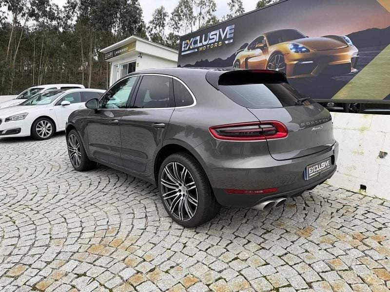 Usado Porsche Macan 258 HP (189 kW) 2015 Cinzento SUV