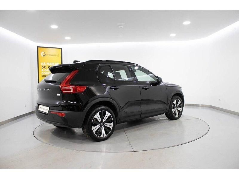 Usado Volvo XC40 Core 169 kW (231 HP) 2023 Preto SUV