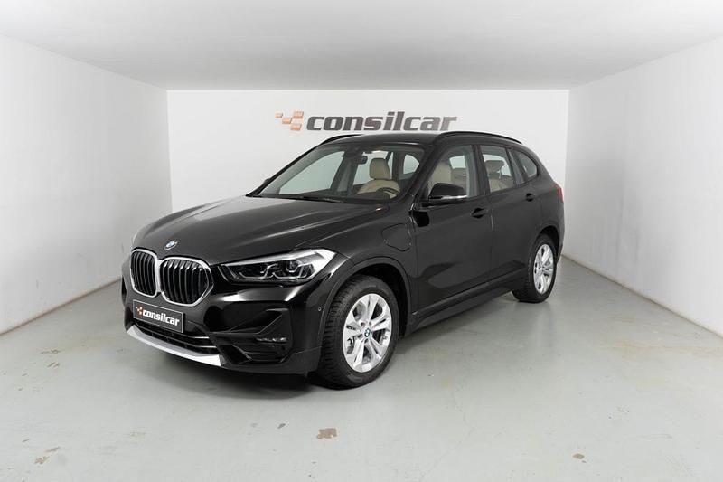 Preto Usado 2021 BMW X1 Advantage SUV | € 23.480 (Bom preço) - Imagem 1/4