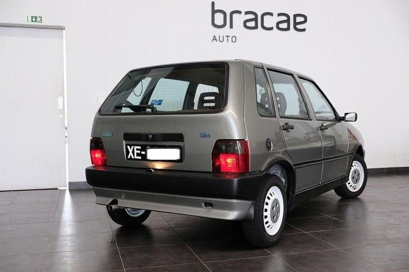 Usado Fiat Uno 55 HP (40 kW) 1991 Cinza Citadino