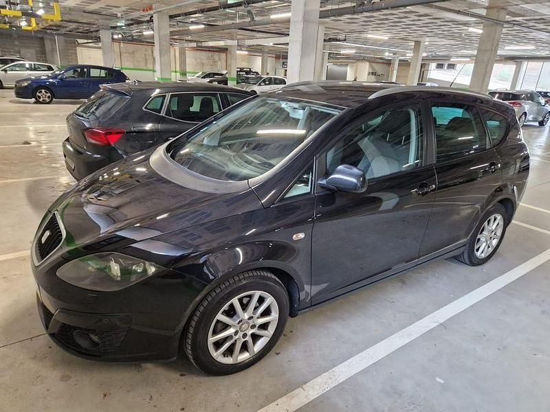 Usado 2010 Seat Altea XL Monovolume | € 4.350 - Imagem 1/4