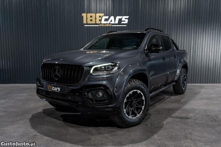 Cinza Usado 2018 Mercedes X250 Pickup | € 49.900 - Imagem 1/1