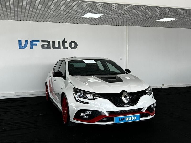 Branco Usado 2022 Renault Mégane IV Trophy | € 99.950 - Imagem 1/4