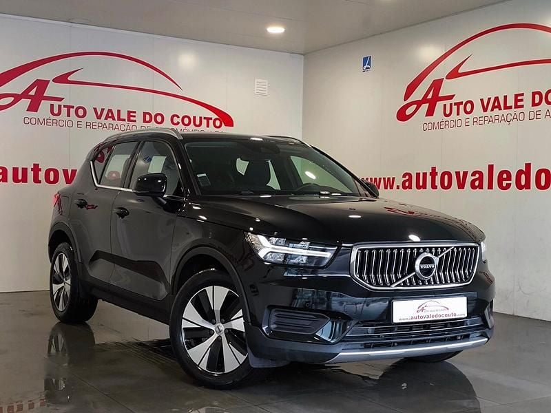 Preto Usado 2021 Volvo XC40 Inscription SUV | € 28.690 (Preço justo) - Imagem 1/4