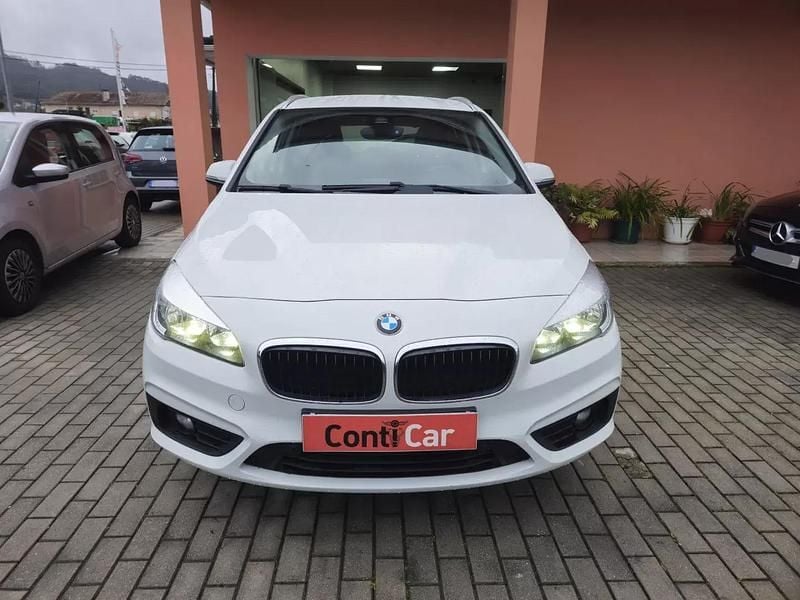 Usado BMW 216 Sport Line 116 HP (85 kW) 2015 Branco Carrinha