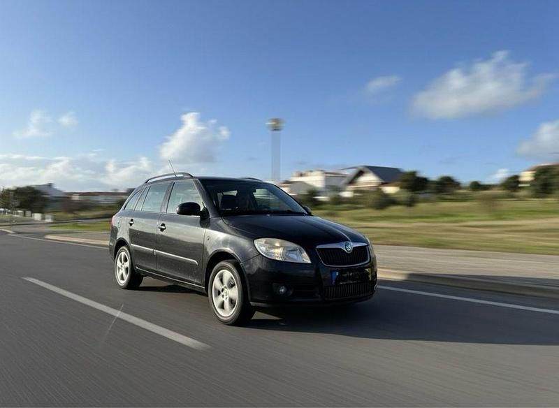 Usado 2009 Skoda Fabia Carrinha | € 1.100 (Super Preço) - Imagem 1/4