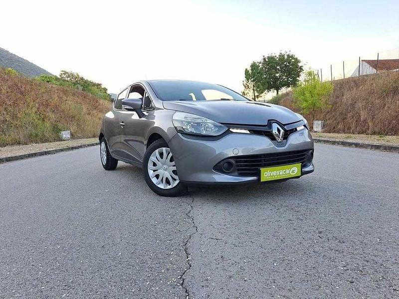 Usado Renault Clio IV 90 HP (66 kW) 2015 Cinzento
