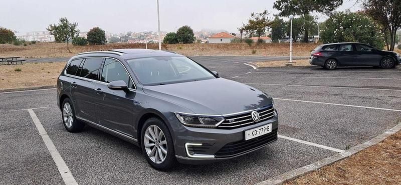 Usado 2016 VW Passat Highline Sedan | € 14.900 (Preço justo) - Imagem 1/4