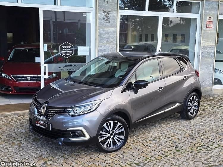 Cinza Usado 2018 Renault Captur Initiale Paris SUV | € 13.950 (Preço justo) - Imagem 1/1