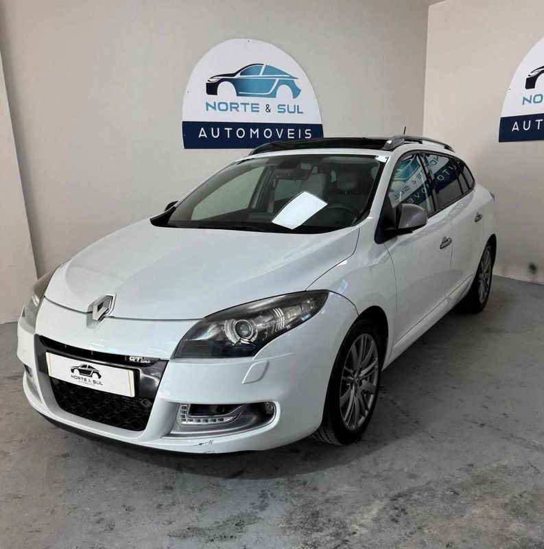 Branco Usado 2013 Renault Mégane III Carrinha | € 8.900 (Caro) - Imagem 1/4