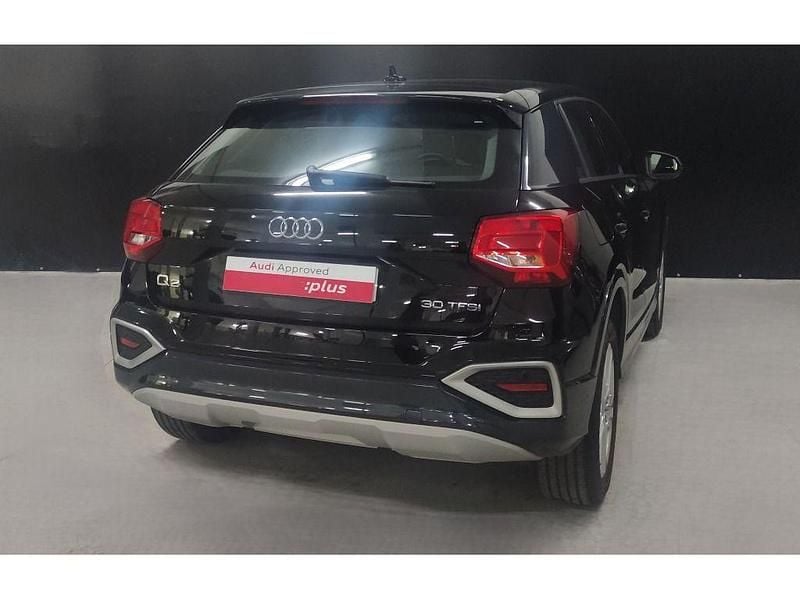 Usado Audi Q2 110 HP (80 kW) 2024 Preto SUV