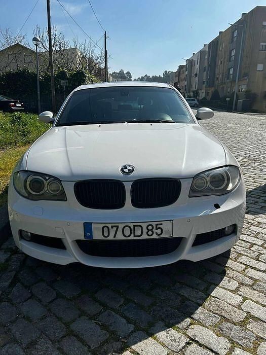 Usado 2009 BMW 123 Citadino | € 15.500 - Imagem 1/4