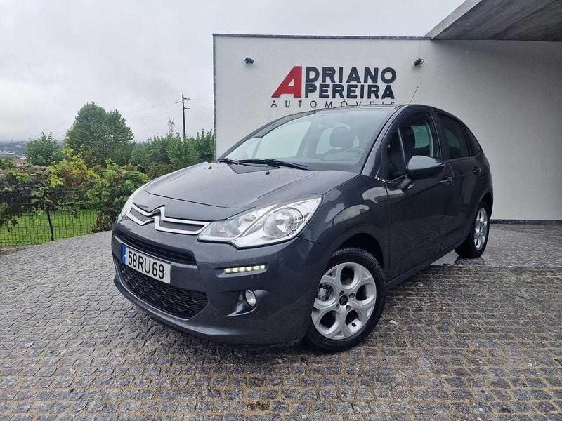 Usado Citroën C3 Seduction 82 HP (60 kW) 2016 Cinzento