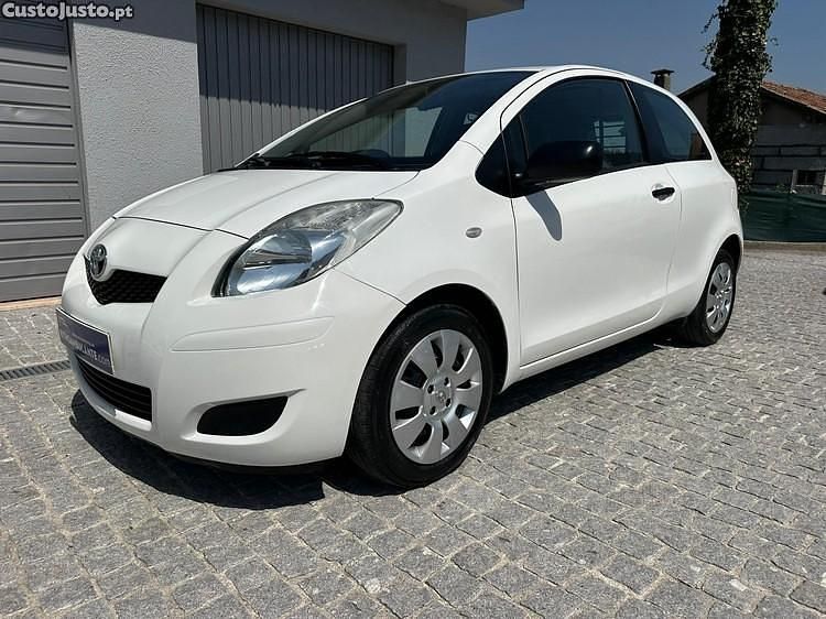Branco Usado 2009 Toyota Yaris | € 5.950 (Preço justo) - Imagem 1/1