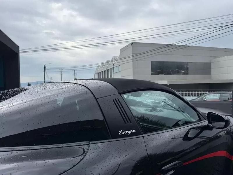 Usado Porsche 911 Targa 4 385 HP (283 kW) 2022 Preto Cabrios
