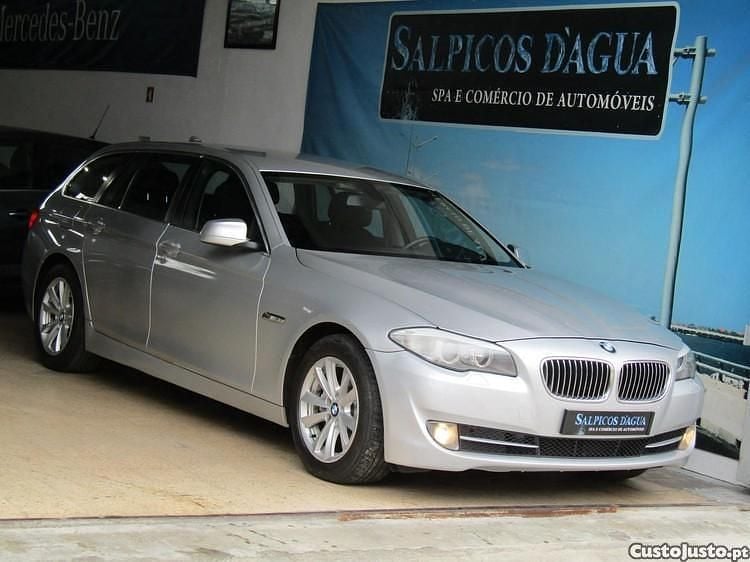 Cinza Usado 2012 BMW 520 Exclusive Carrinha | € 12.980 (Preço elevado) - Imagem 1/1