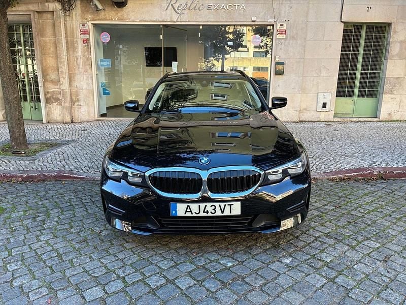 Usado BMW 320 204 HP (150 kW) 2021 Preto Carrinha
