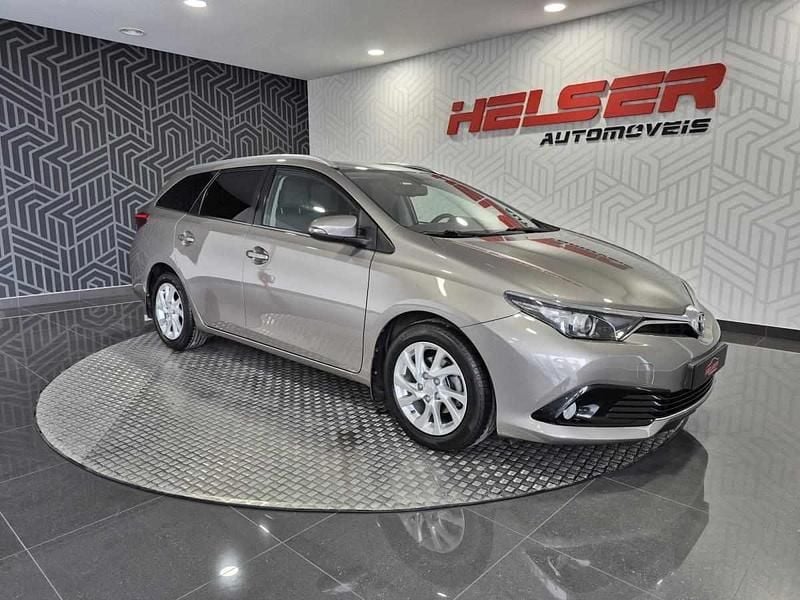 Outra Usado 2017 Toyota Auris Touring Sports Carrinha | € 17.500 - Imagem 1/4