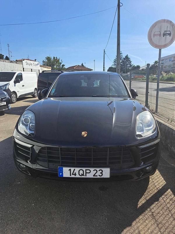 Usado Porsche Macan S 258 HP (189 kW) 2014 Preto SUV