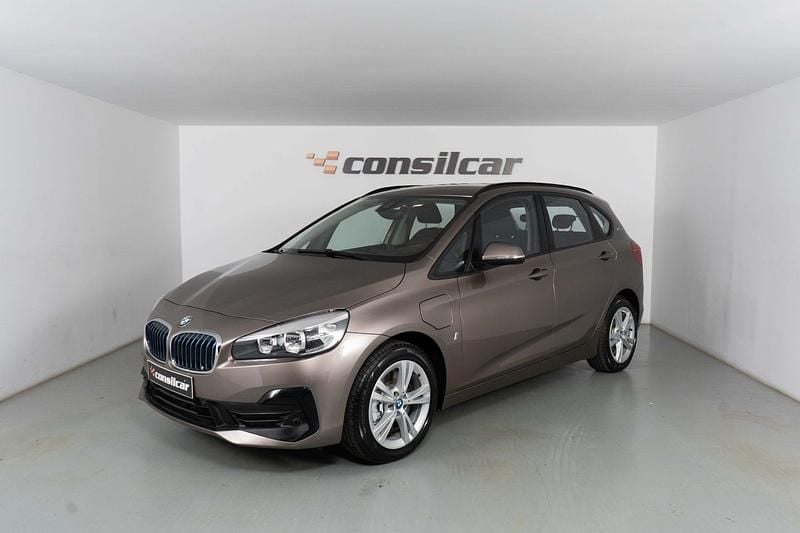 Castanho Usado 2019 BMW 225 Active Tourer Advantage Monovolume | € 18.480 (Bom preço) - Imagem 1/4