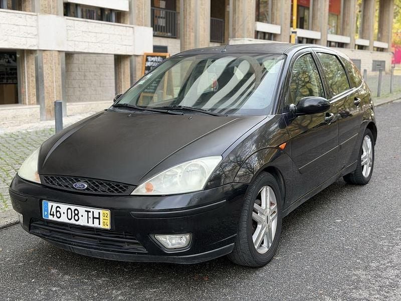 Usado 2002 Ford Focus Sedan | € 1.750 (Preço justo) - Imagem 1/4