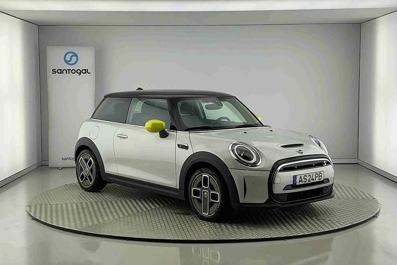 Branco Usado 2022 Mini Cooper SE Citadino | € 27.490 (Preço elevado) - Imagem 1/4