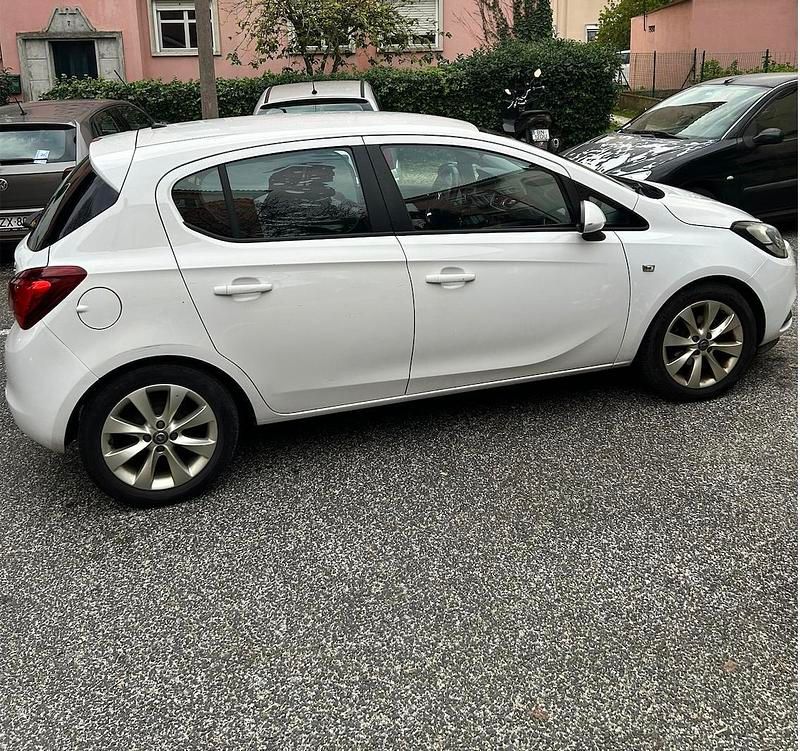 Usado Opel Corsa 69 HP (50 kW) 2017 Branco Citadino
