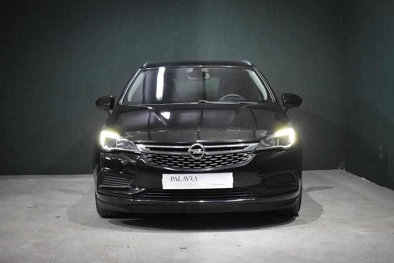 Usado Opel Astra 110 HP (80 kW) 2019 Preto Carrinha