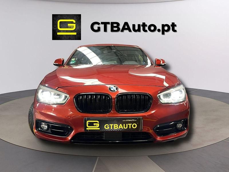 Laranja Usado 2019 BMW 118 Sport Line Citadino | € 22.900 (Preço elevado) - Imagem 1/4