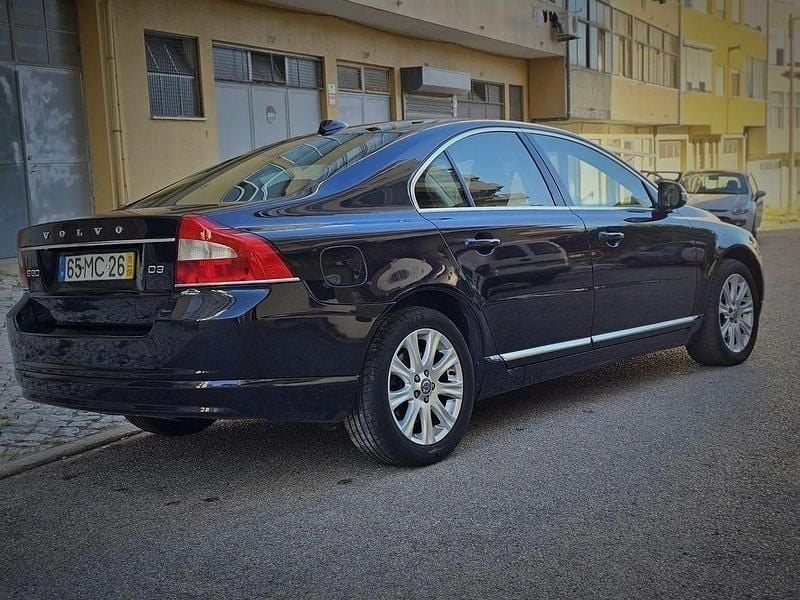 Usado Volvo S80 Momentum 163 HP (119 kW) 2011 Azul Sedan