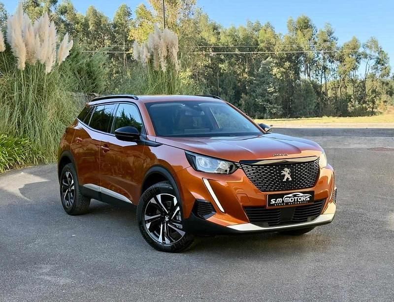 Laranja Usado 2022 Peugeot 2008 Allure SUV | € 21.900 (Preço justo) - Imagem 1/4