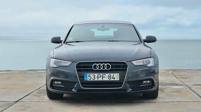 Azul Usado 2014 Audi A5 Coupé | € 14.900 (Super Preço) - Imagem 1/2