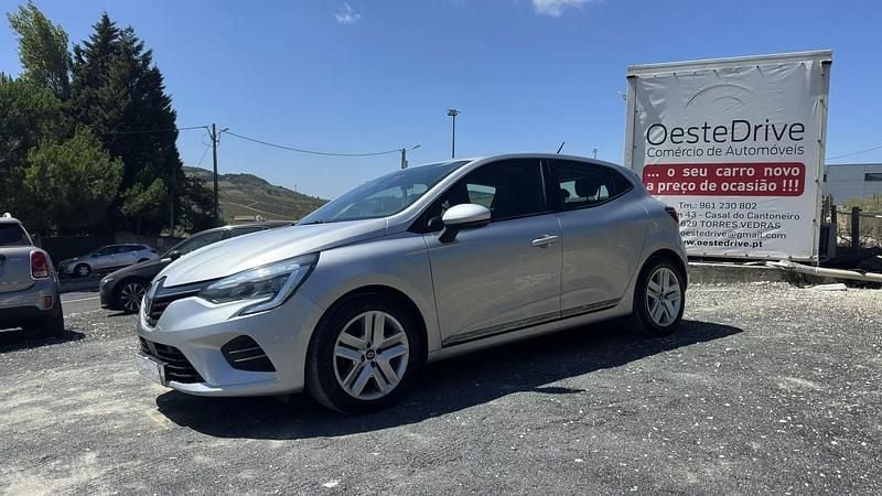 Cinza prata Usado 2020 Renault Clio V Intens Citadino | € 12.900 (Bom preço) - Imagem 1/4