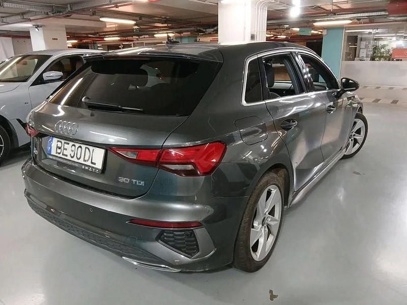 Cinza Usado 2023 Audi A3 S-Line Carrinha | € 27.900 - Imagem 1/2