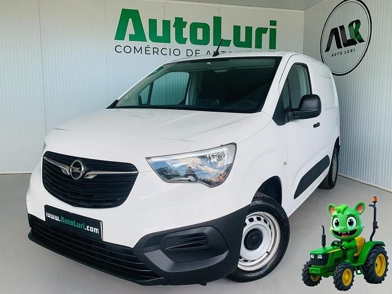 Branco Usado 2022 Opel Combo Monovolume | € 15.950 (Preço justo) - Imagem 1/4