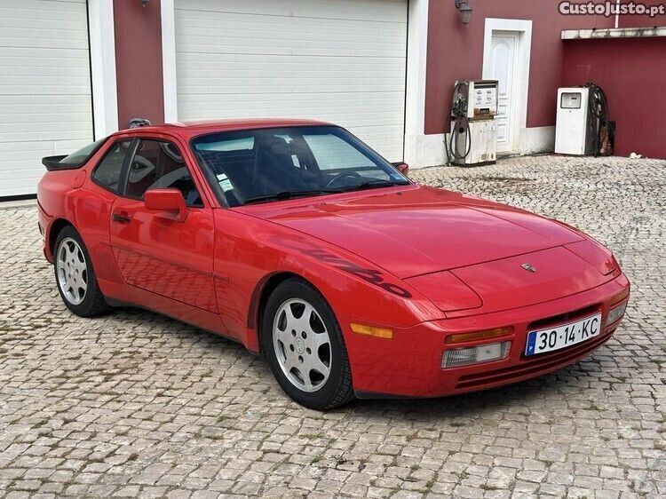 Vermelho Usado 1989 Porsche 944 Turbo | € 38.990 - Imagem 1/1