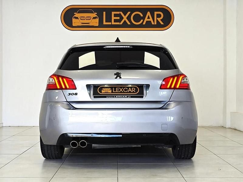Usado Peugeot 308 Allure 130 HP (95 kW) 2017 Cinza