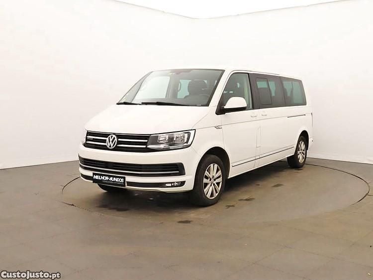 Branco Usado 2016 VW Caravelle Monovolume | € 29.990 - Imagem 1/1